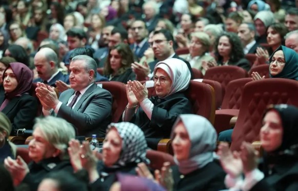 Emine Erdoğan'dan 'Şiddetle Mücadele Planı' paylaşımı